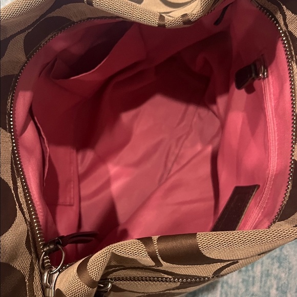 Coach Signature Shoulder Bag - Picture 8 of 10